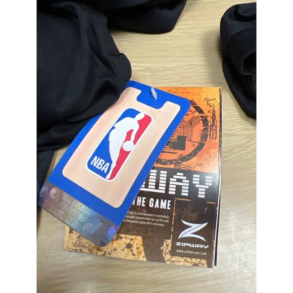 NBA New York Knicks Mens ZipWay Change “N” The Game Cut Off  Tank Size 3X Black - Picture 9 of 11